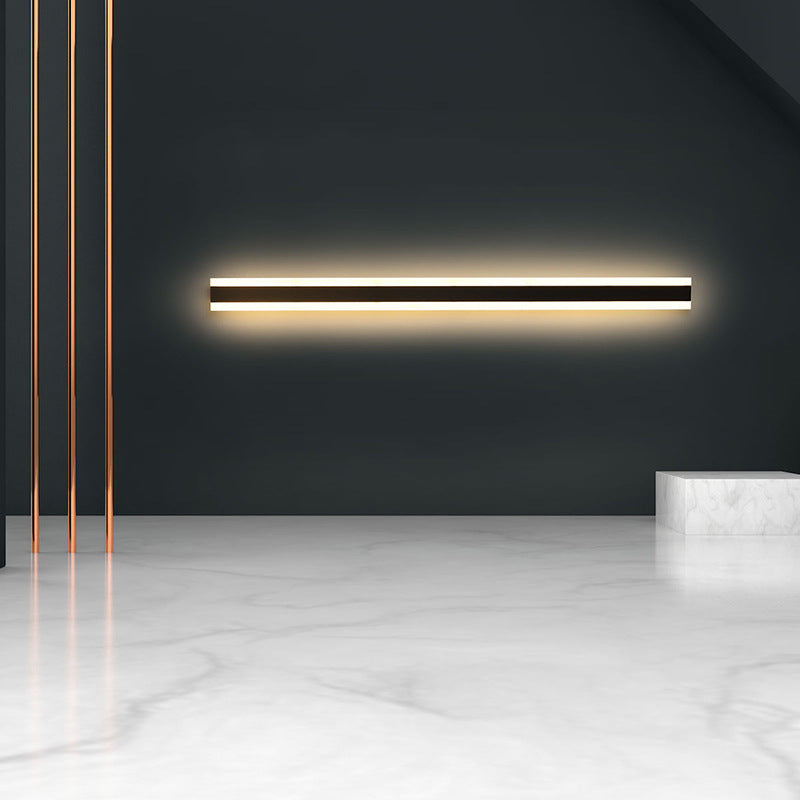 Linea Wall Light