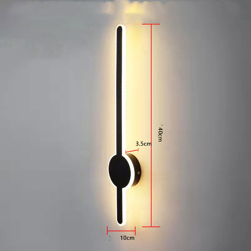 LuxeLine LED Wall Light